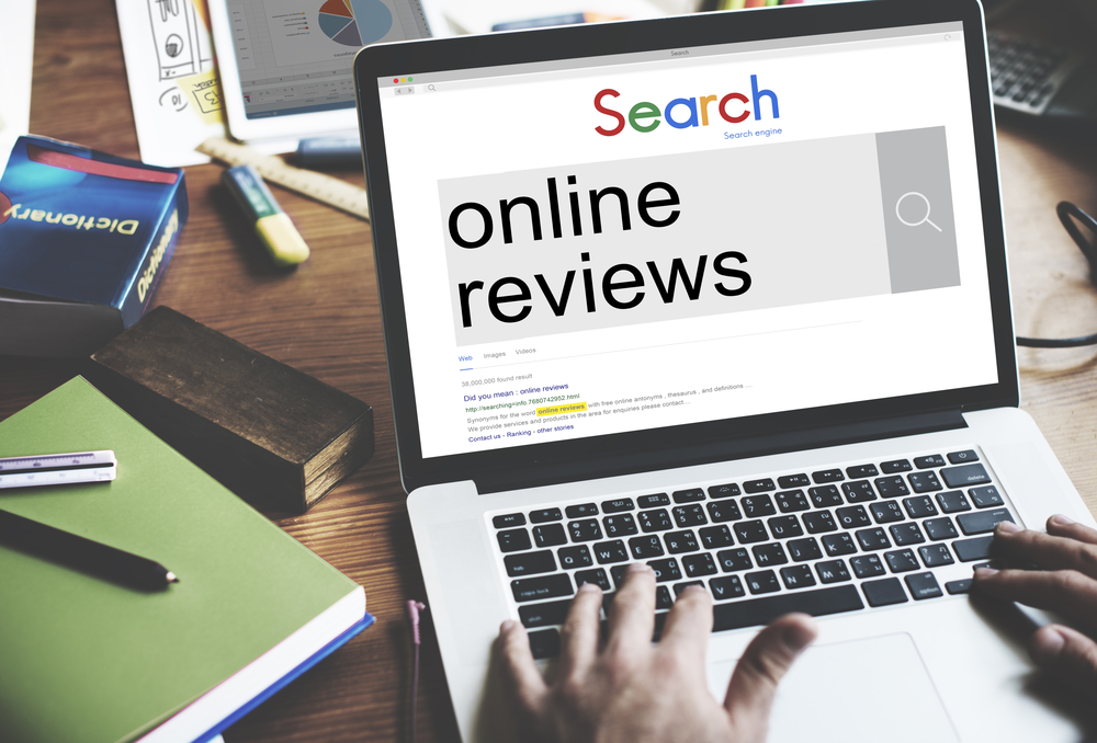 Online Reviews Feedback Comment Suggestion Concept