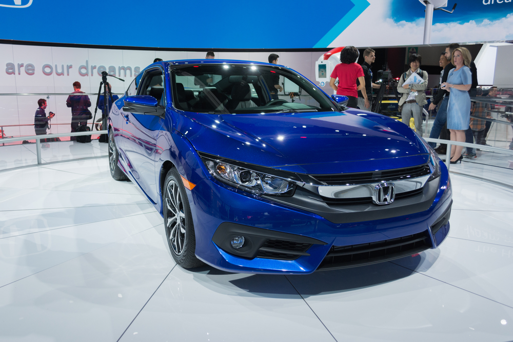 Honda Civic coupe on display during the 2015 Los Angeles Auto Show.