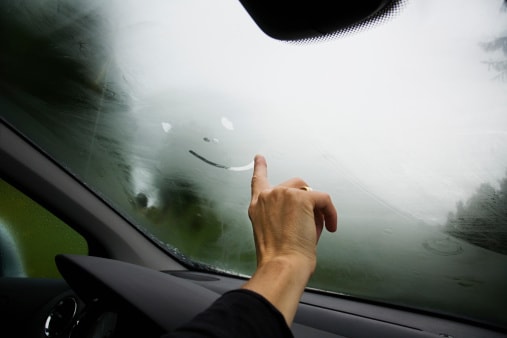 DIY Quick Window Defroster and Other Winter Car Tips