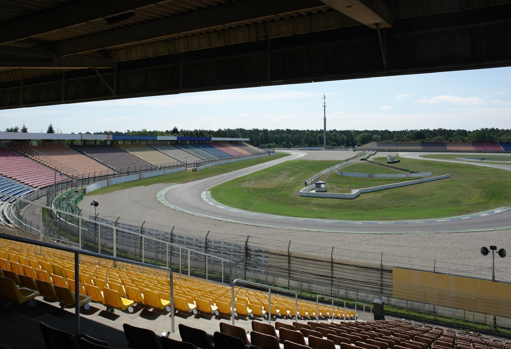 roofed racetrack tribune