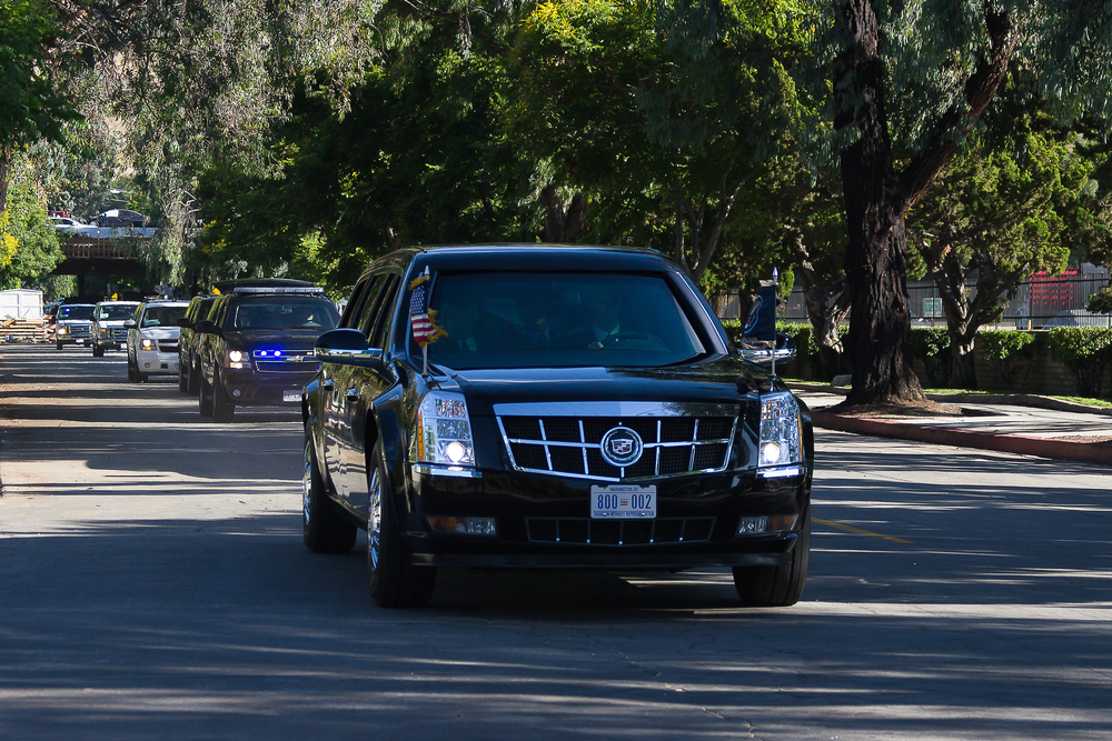 LOS ANGELES - AUGUST 6: President Barack Obama cortege passing on the streets of Burbank on August 6, 2013 in Los Angeles