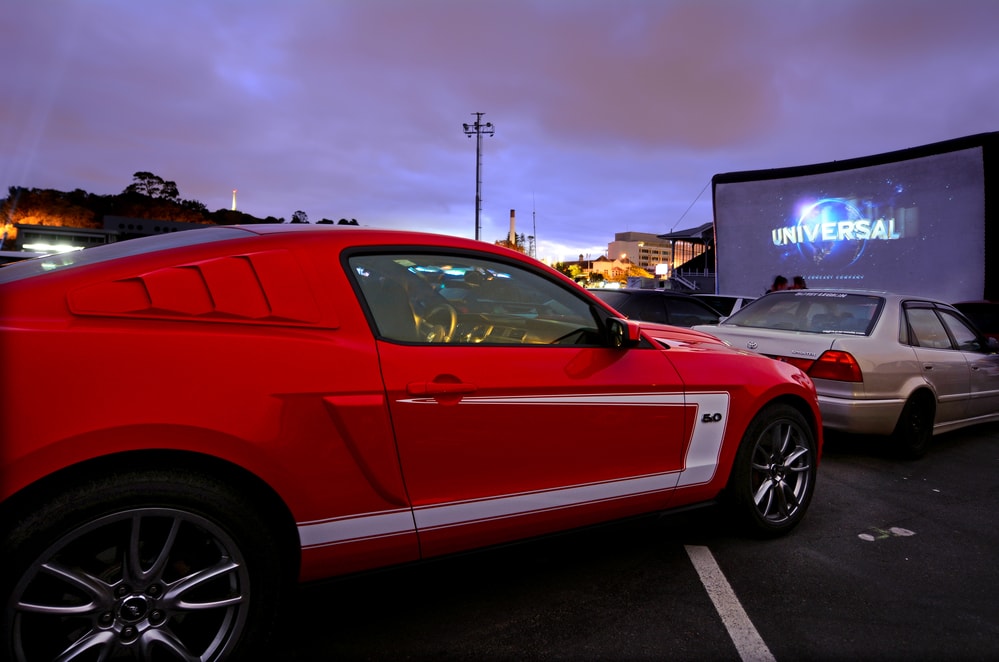 autocine moderno min