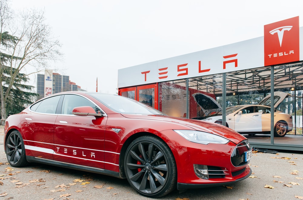 tesla model s showroom