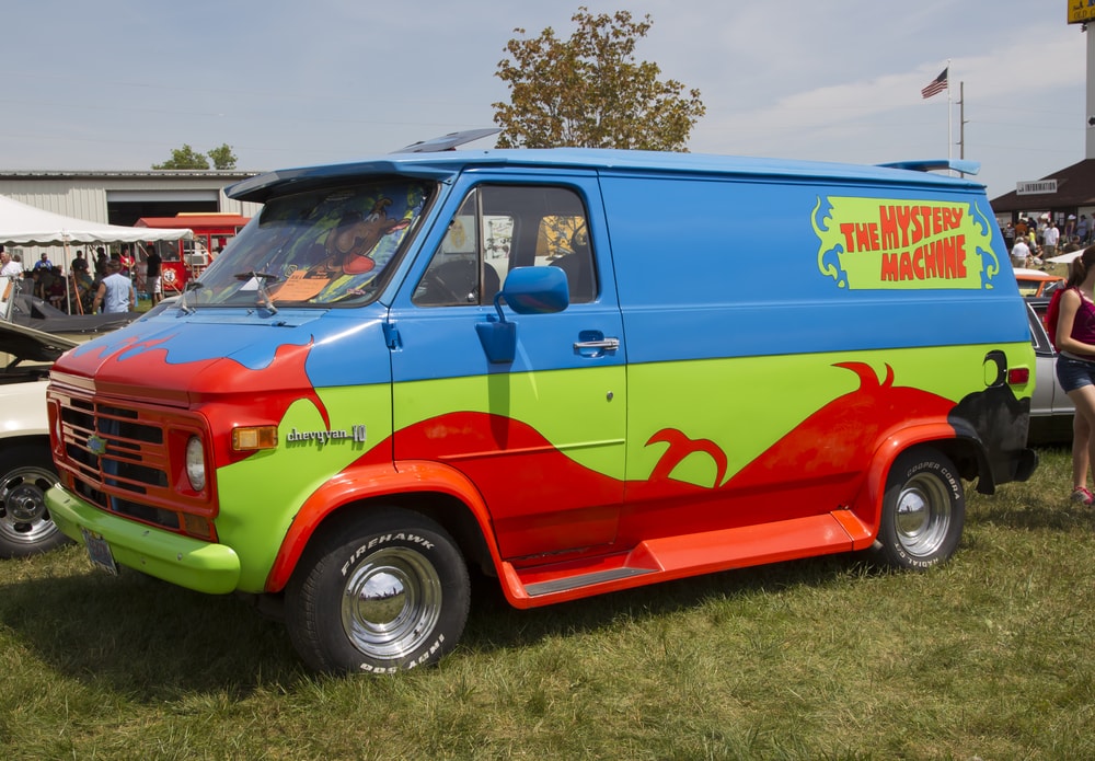 scooby doo mystery machine