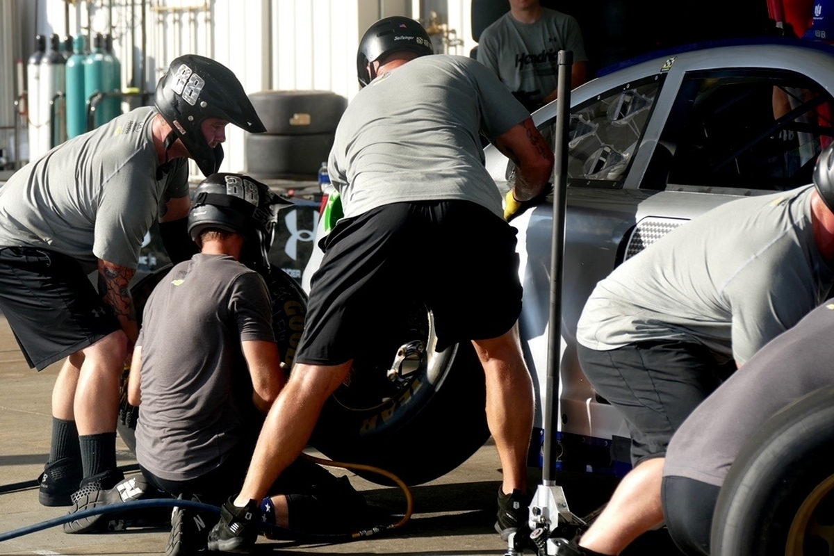 pit crew practice