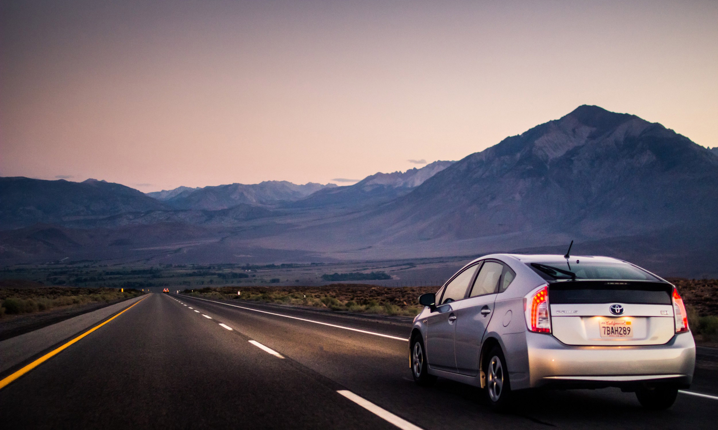 Roadtrip-Tips-Expert-Roadside-Travel-AAA-Packing-Research-Planning-Safety-Dos and Donts