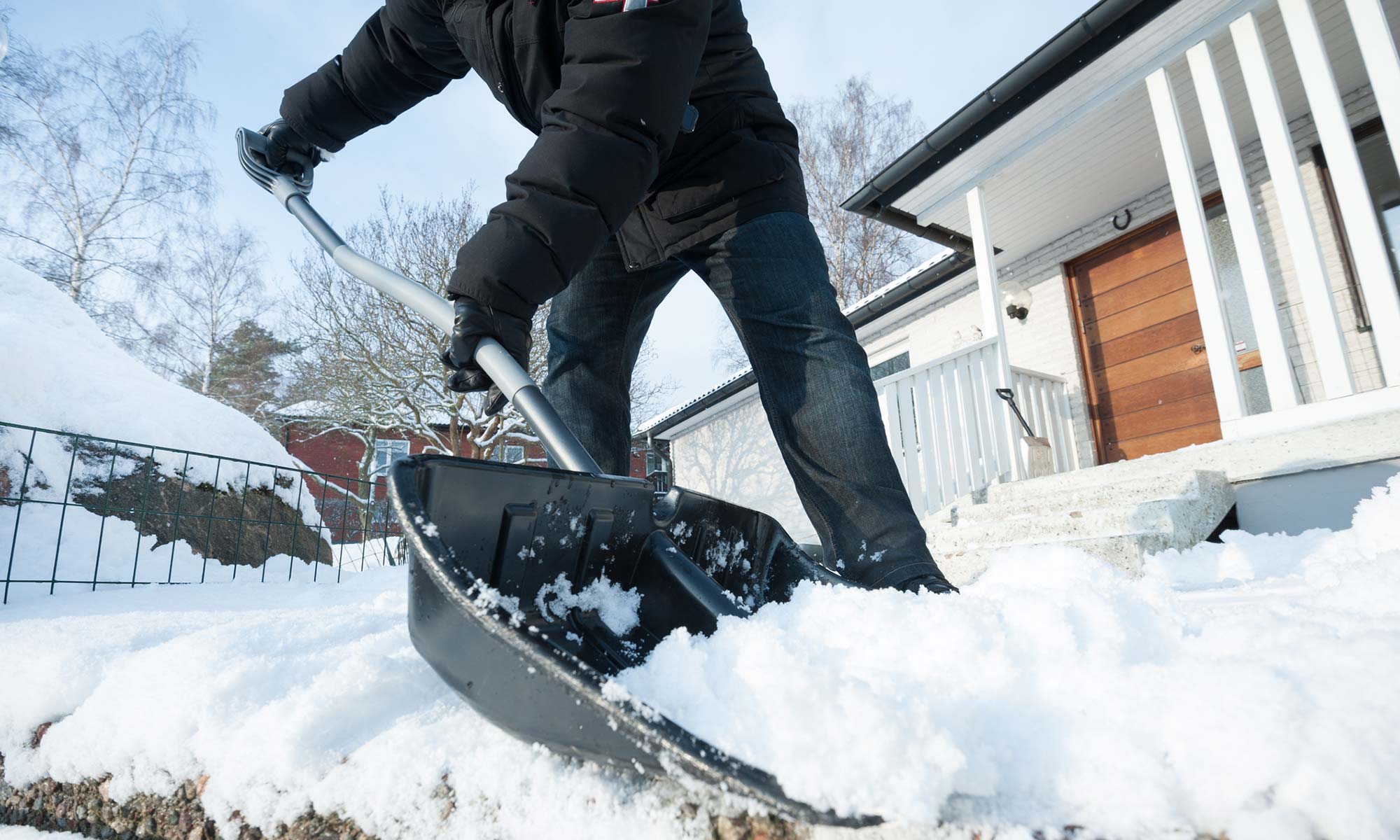 Snow Melting Spray Car Window Cleaner Instantly Melts Ice Road