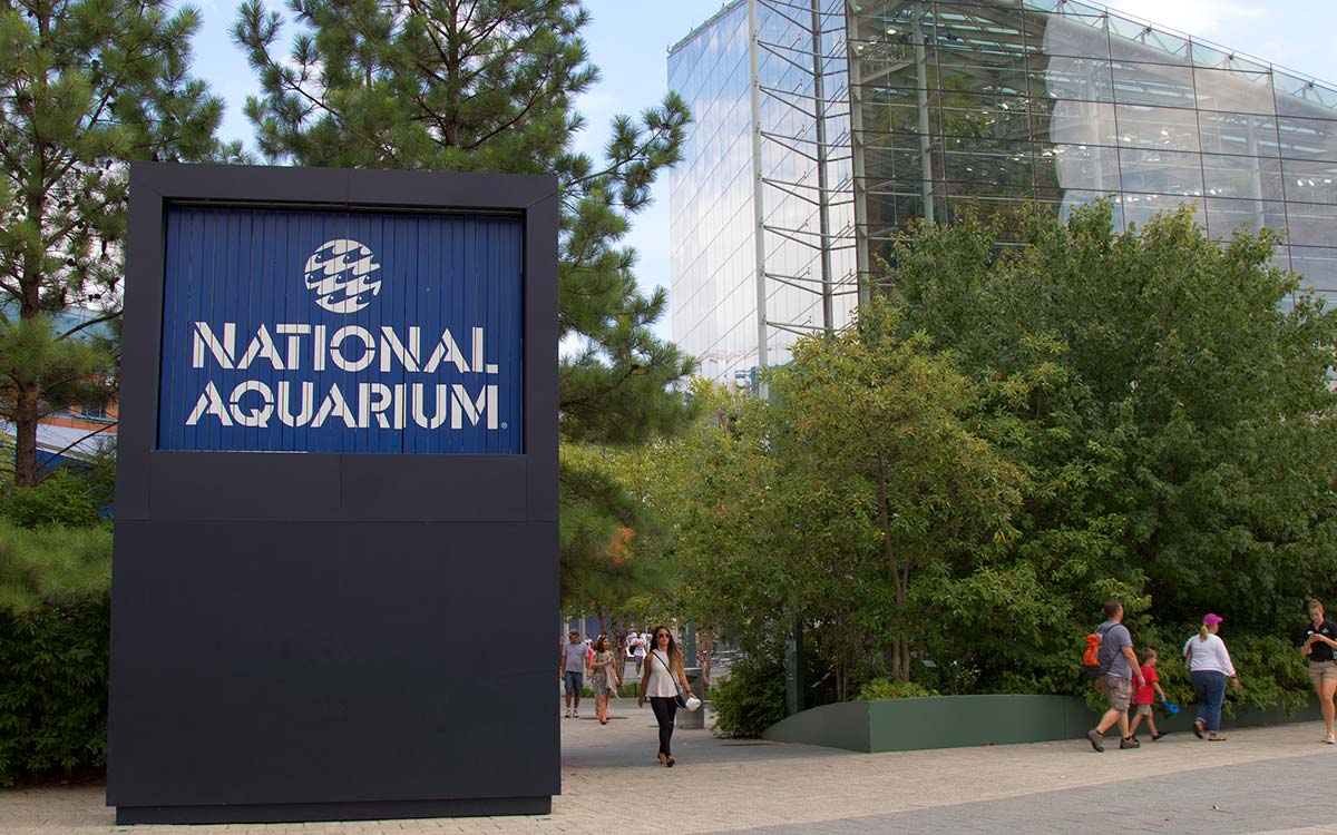 The sign for the National Aquarium in Baltimore