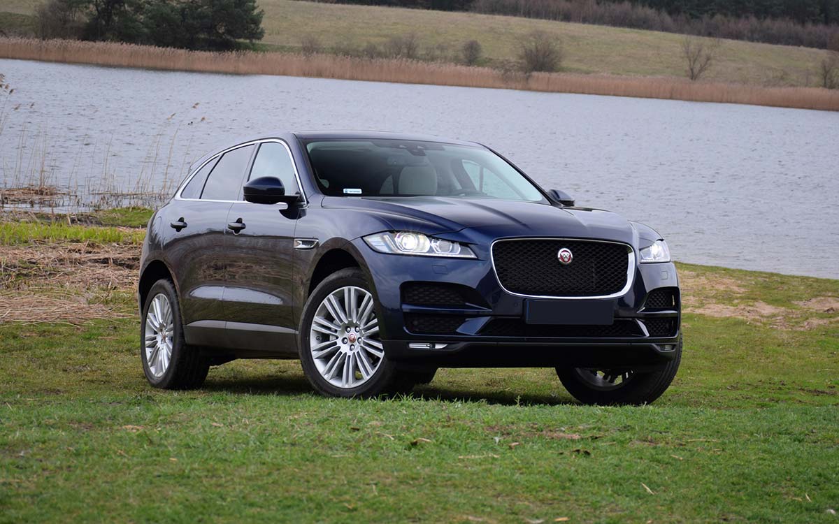 Un Jaguar F=Pace.
