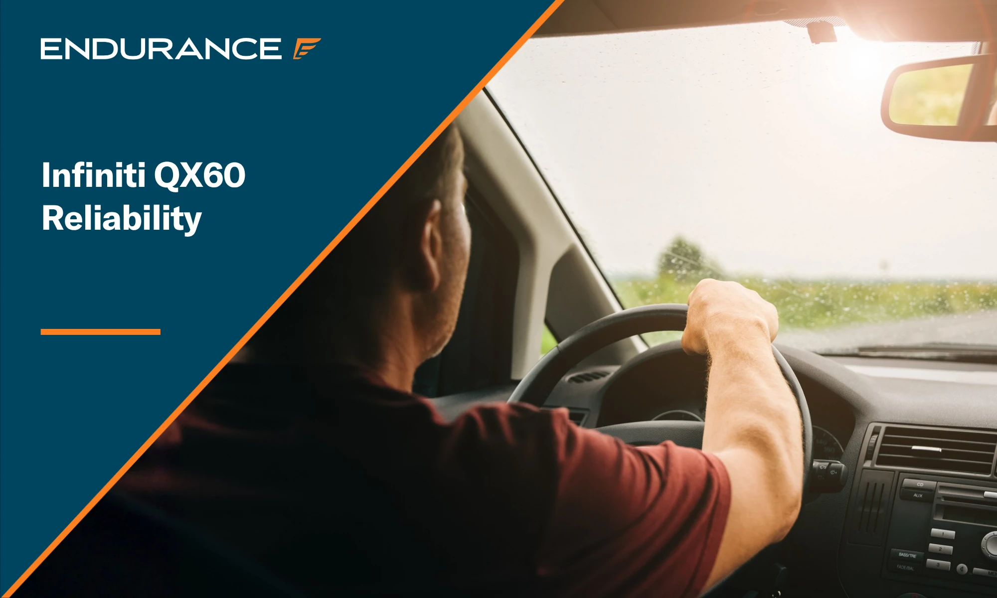 Hombre conduciendo un SUV por la carretera, fiabilidad y problemas del Infiniti QX60